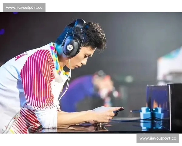 谁说电竞少年只有一面话题榜上的他们，让你看到不一样的风景！